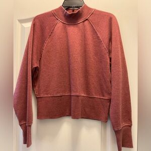 Hippie Rose Junior’s Cropped Sweatshirt - size Large